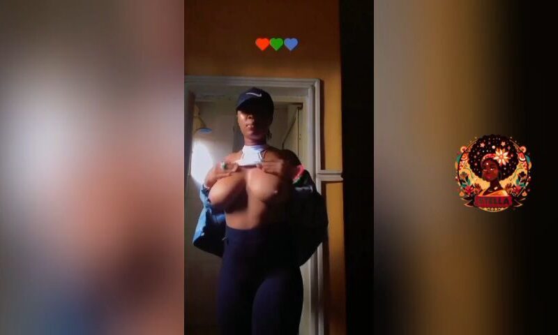Unilag student exposed her nudes on live 2.mp4 thumbnail 1